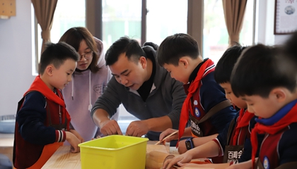 學(xué)習(xí)：以陶藝賦能新時代勞動教育。